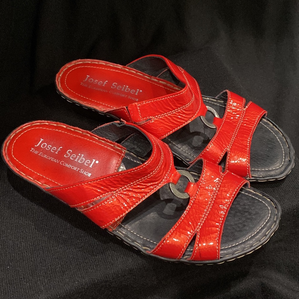 Like New Sandals Barely Worn!